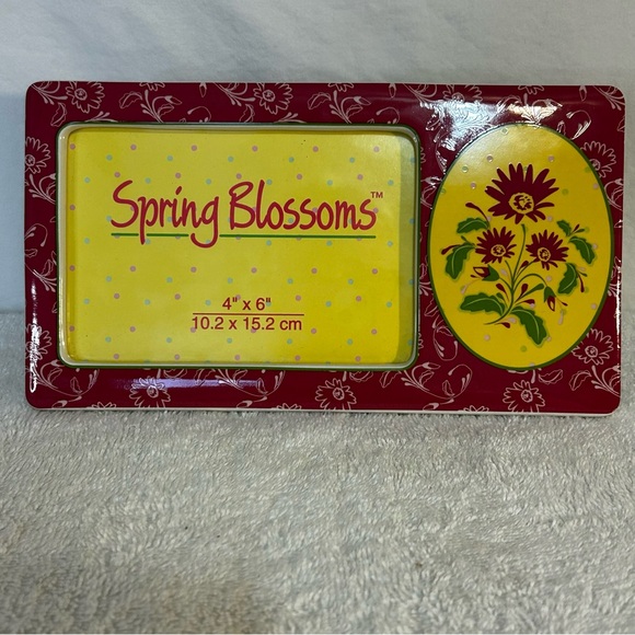 Spring Blossoms Set of 2 Picture Frames - For 4x6 Photos - Picture 11 of 11